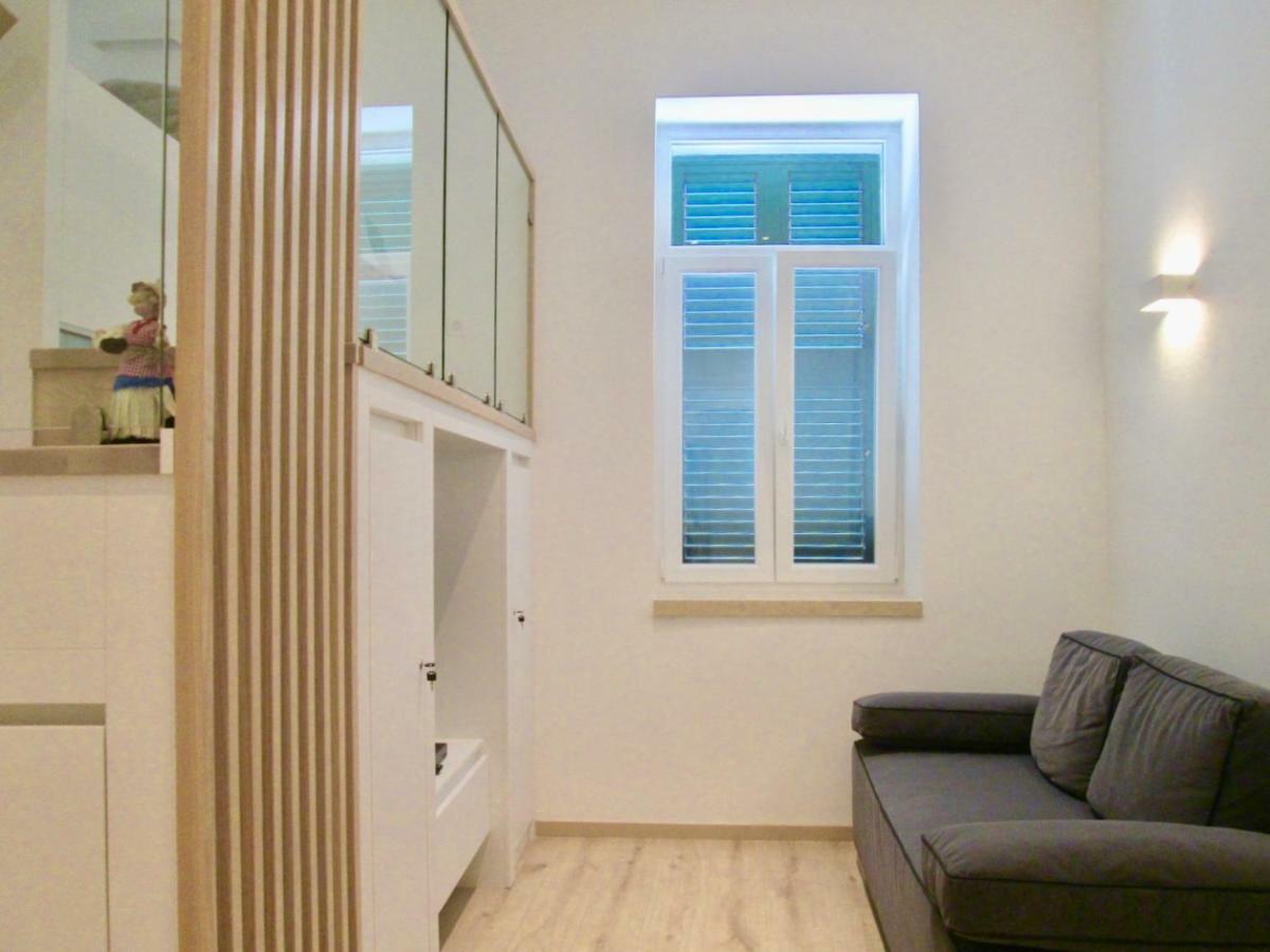 3 Flowers On Rokova St-5 Min To Old Town Apartman *